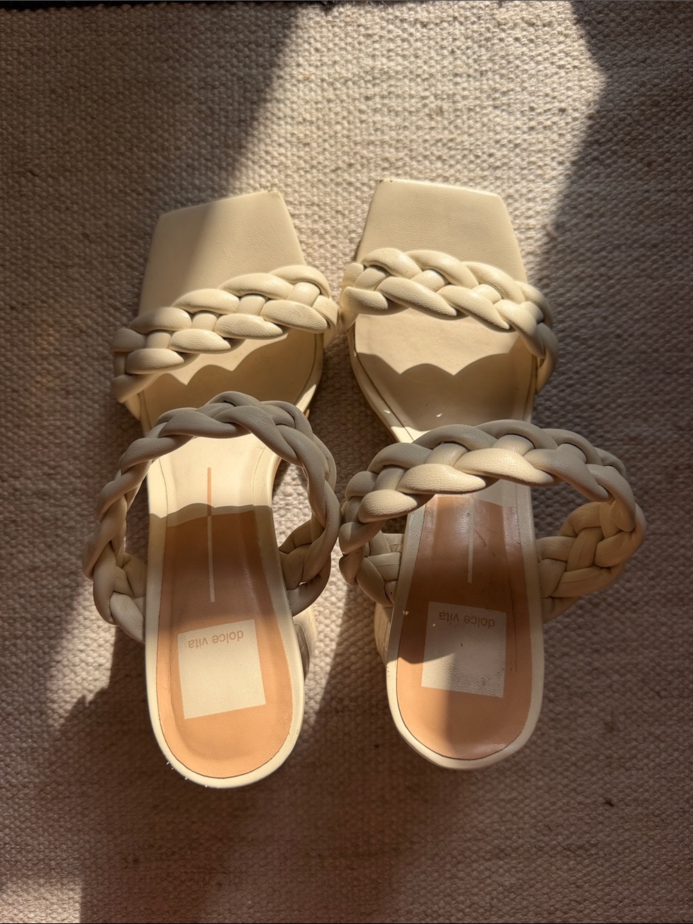 Dolce Vita Women's Cream Braided Strap Square-Toe Sandals